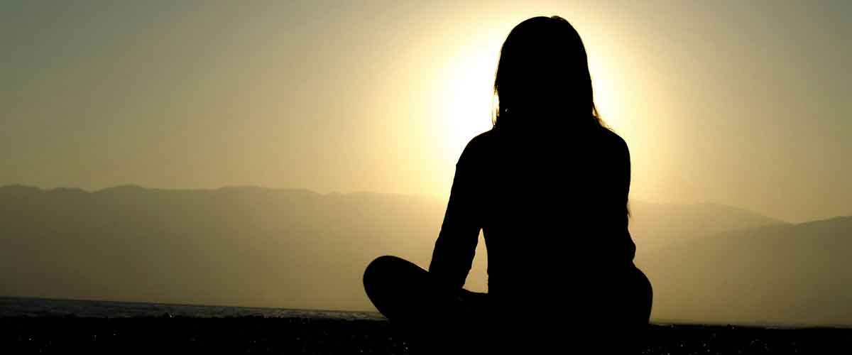 The Power of Silence: How Meditation Transforms the Mind